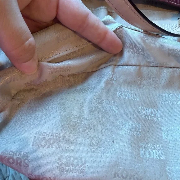 Michael Kors burgundy shoulder bag - Picture 11 of 12